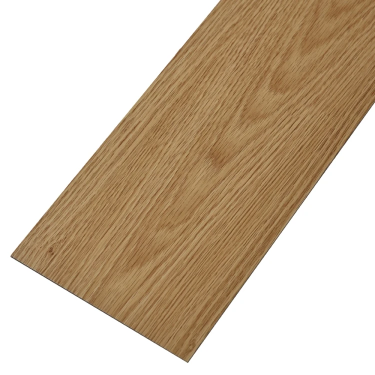 Δάπεδο από πλακάκια PVC